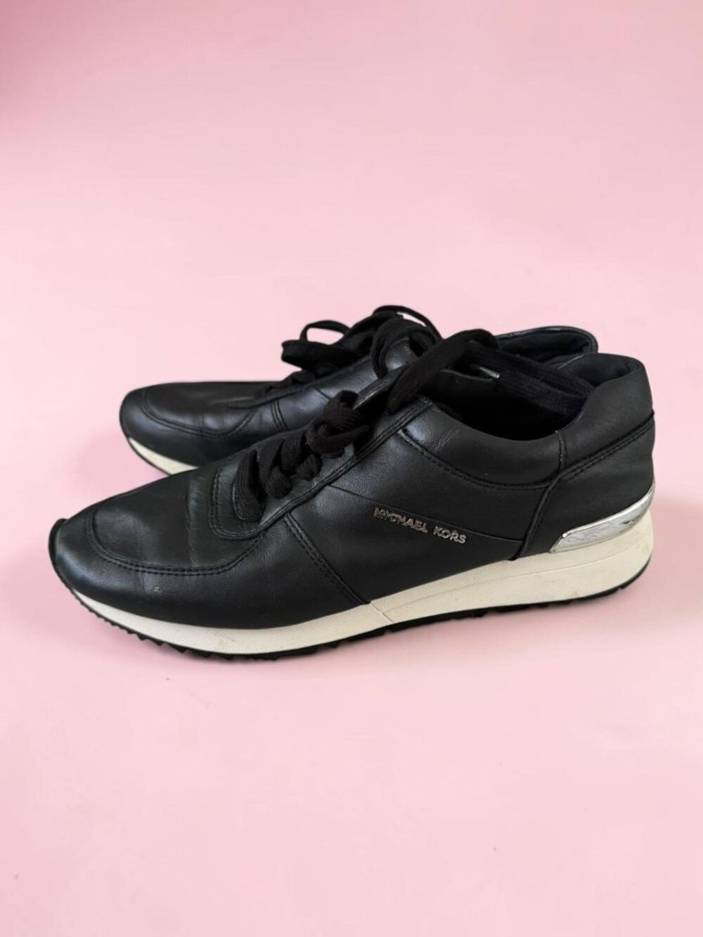 MICHAEL KORS Black Leather Laceup Sneakers Size 8.5